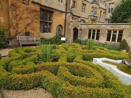 Sudeley castle coffee shop
